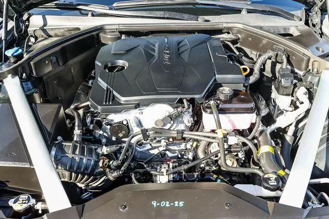 2024 Genesis G70 2.5T RWD
