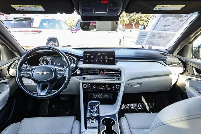 2024 Genesis G70 2.5T RWD
