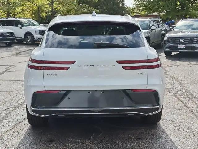 2026 Genesis GV70 2.5T