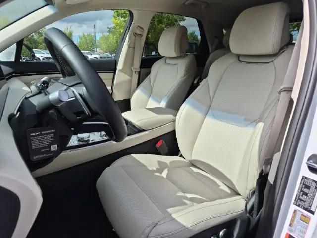 2026 Genesis GV70 2.5T