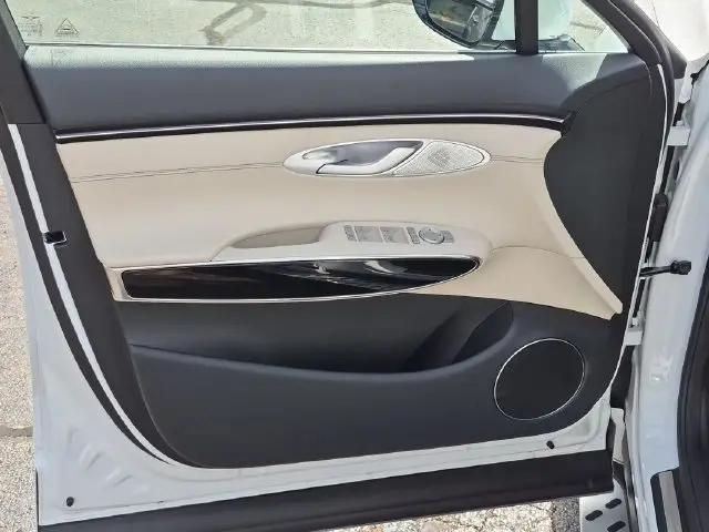 2026 Genesis GV70 2.5T