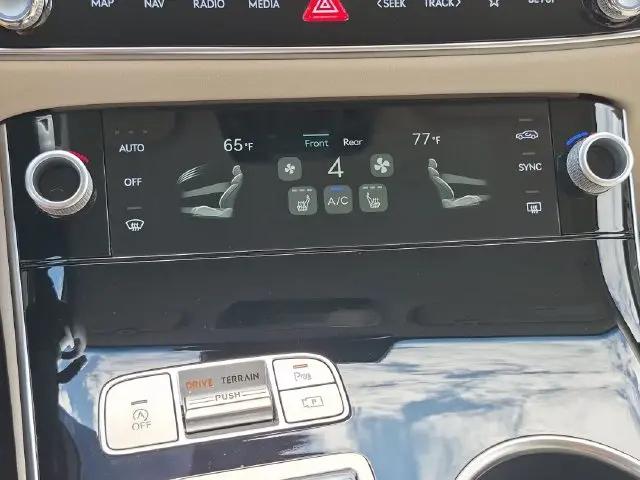 2026 Genesis GV70 2.5T