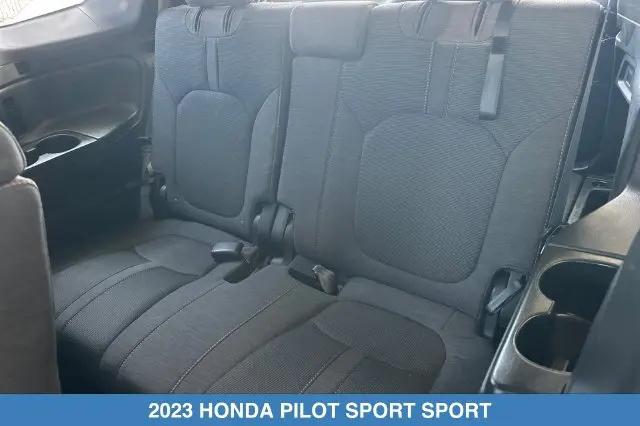 2023 Honda Pilot AWD Sport