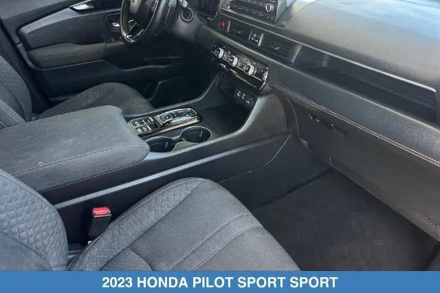 2023 Honda Pilot AWD Sport