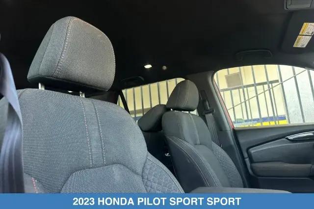 2023 Honda Pilot AWD Sport