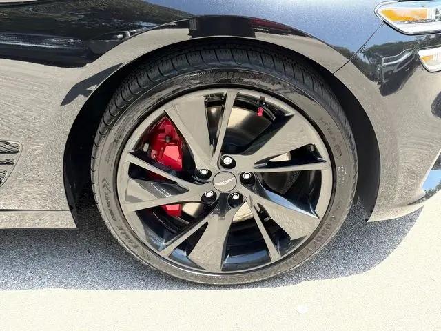2023 Genesis G70 3.3T RWD