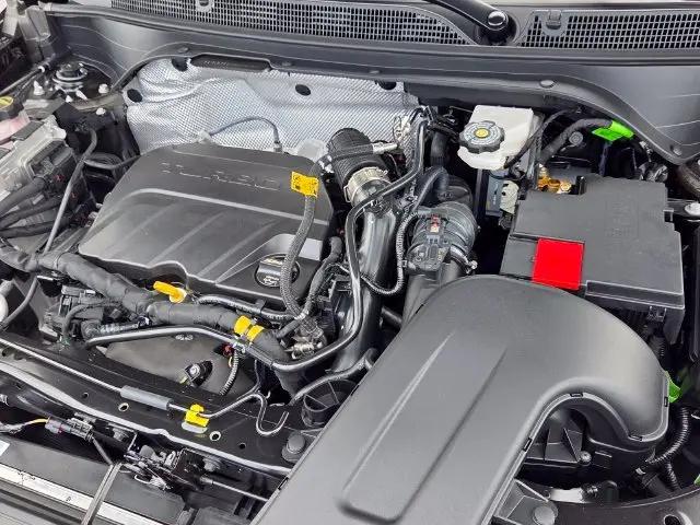 2026 Buick NV Sport Touring FWD