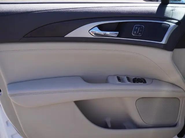 2017 Lincoln MKZ Reserve
