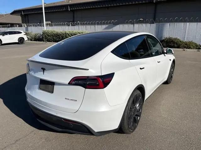 2022 Tesla Model Y Performance