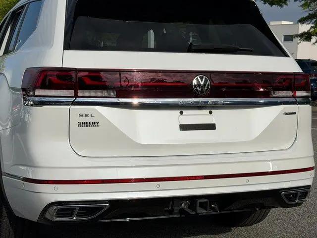2024 Volkswagen Atlas 2.0T SEL Premium R-Line