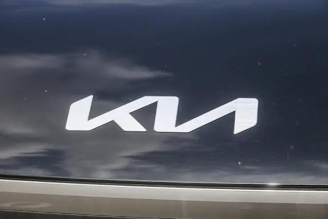 2026 Kia EV9 Wind