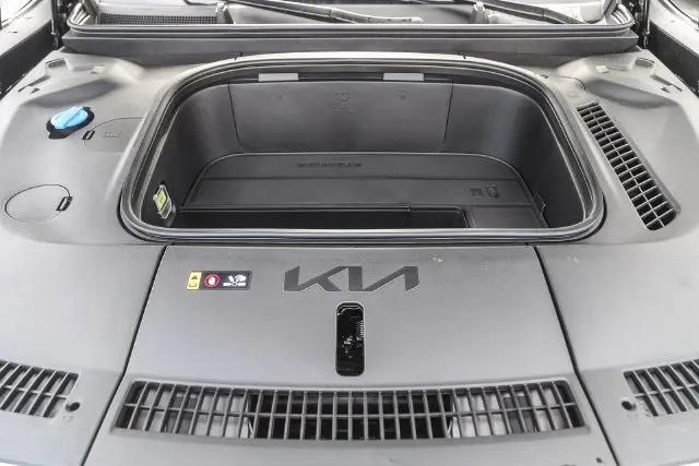 2026 Kia EV9 Wind