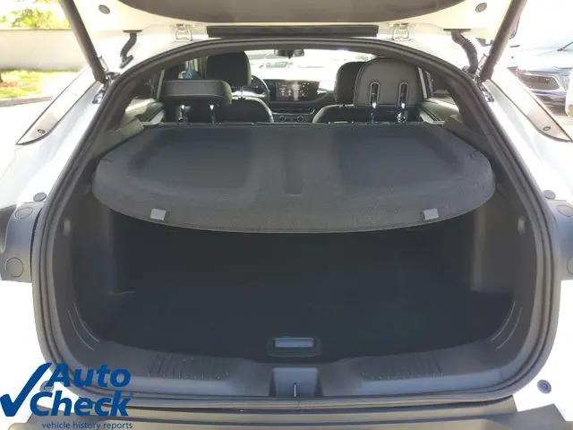 2024 Buick NV Preferred FWD