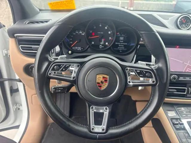 2019 Porsche Macan Macan