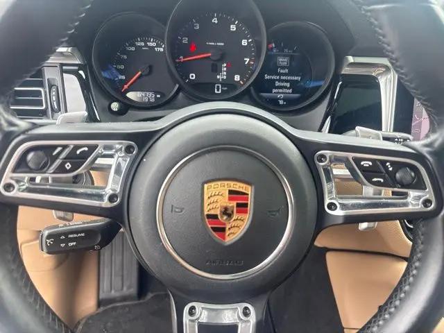 2019 Porsche Macan Macan