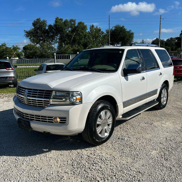 2009 Lincoln Navigator Base for sale in Orlando, FL