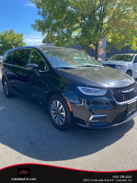 2023 Chrysler Pacifica Hybrid Touring L