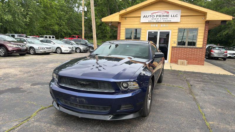2012 Ford Mustang V6 Premium for sale in Elgin, IL