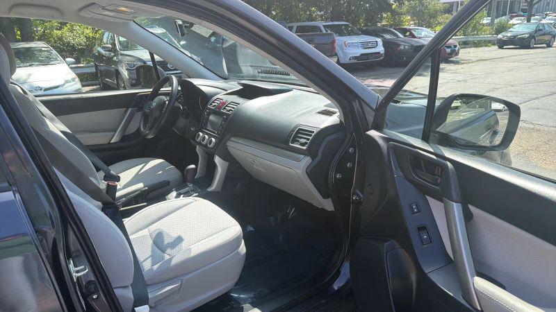 2016 Subaru Forester 2.5i