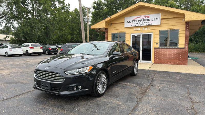 2014 Ford Fusion Hybrid Titanium for sale in Elgin, IL
