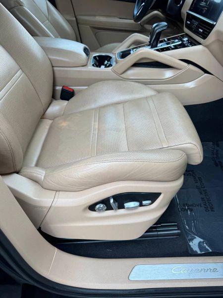 2019 Porsche Cayenne Base