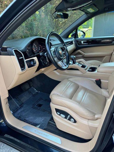 2019 Porsche Cayenne Base