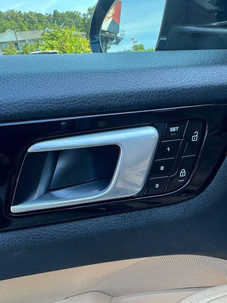 2019 Porsche Cayenne Base