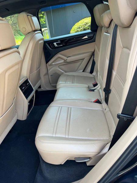 2019 Porsche Cayenne Base