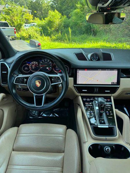 2019 Porsche Cayenne Base
