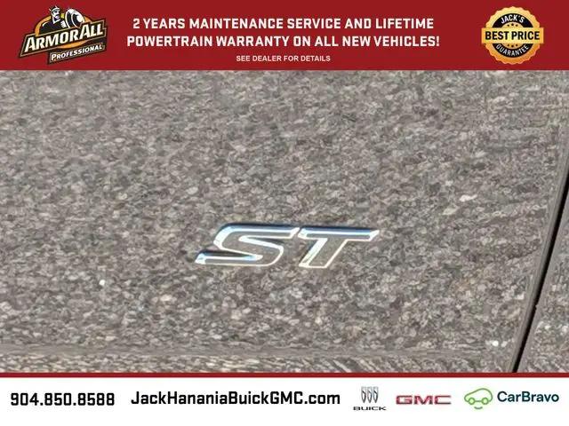 2026 Buick NV Sport Touring FWD