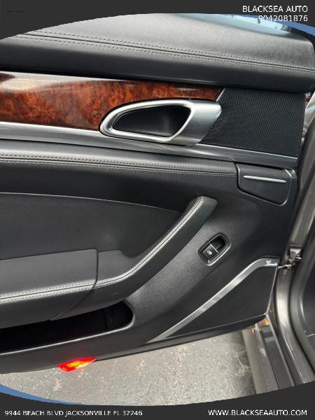 2014 Porsche Panamera Turbo