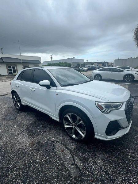 2021 Audi Q3 Premium Plus 45 TFSI S line quattro Tiptronic