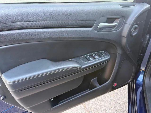 2015 Chrysler 300 300S