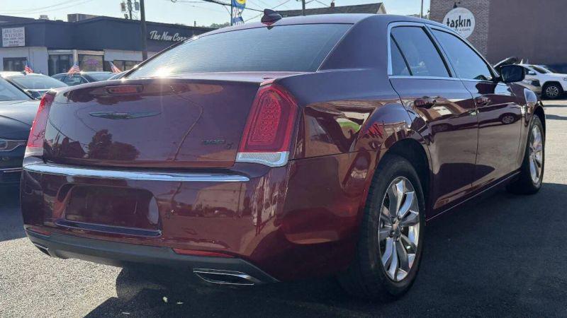 2019 Chrysler 300 Touring L AWD