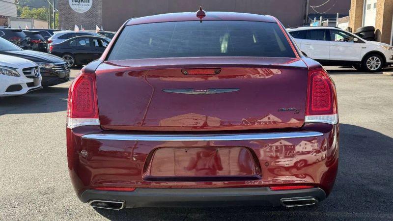 2019 Chrysler 300 Touring L AWD