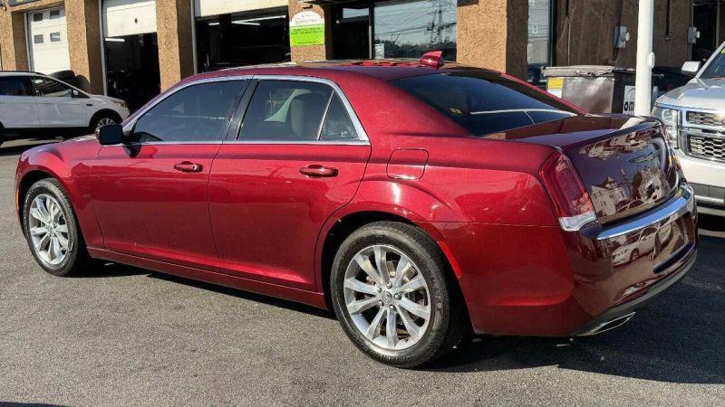 2019 Chrysler 300 Touring L AWD