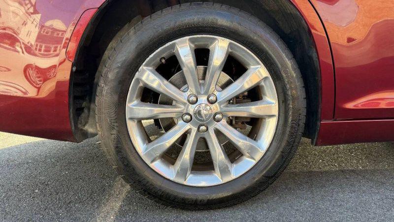 2019 Chrysler 300 Touring L AWD