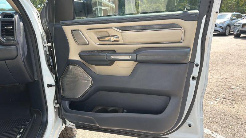 2019 Ram 1500 Limited Crew Cab 4x4 57 Box