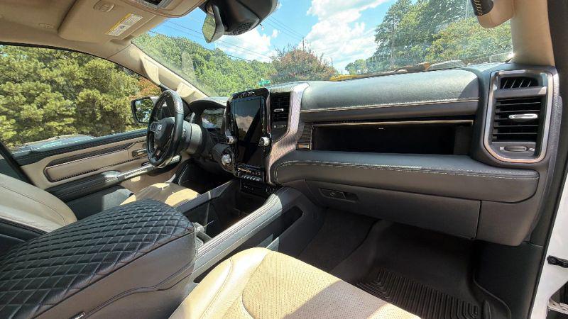2019 Ram 1500 Limited Crew Cab 4x4 57 Box