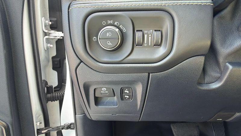 2019 Ram 1500 Limited Crew Cab 4x4 57 Box