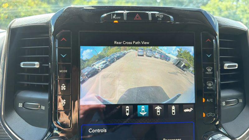 2019 Ram 1500 Limited Crew Cab 4x4 57 Box