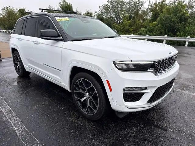2023 Jeep Grand Cherokee Summit Reserve for sale in Cedar Falls, IA