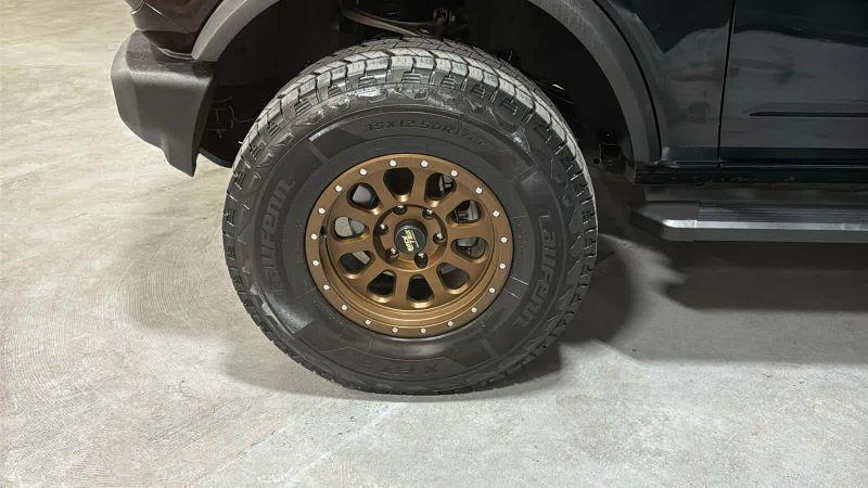 2021 Ford Bronco Base