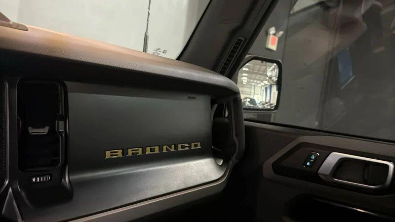 2021 Ford Bronco Base