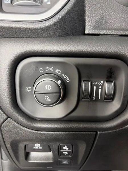2027 Ram 1500 Big Horn