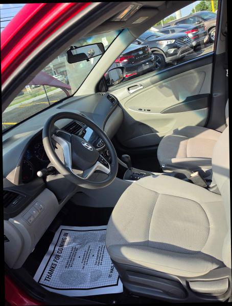 2012 Hyundai Accent GS