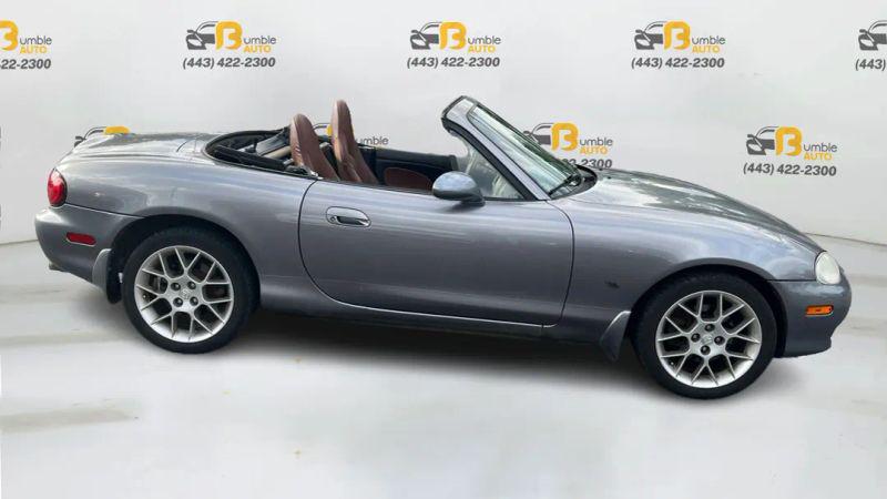 2002 Mazda MX-5 SE