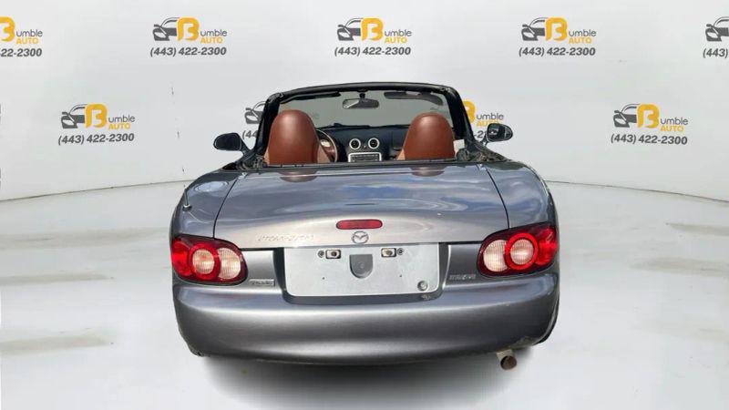 2002 Mazda MX-5 SE