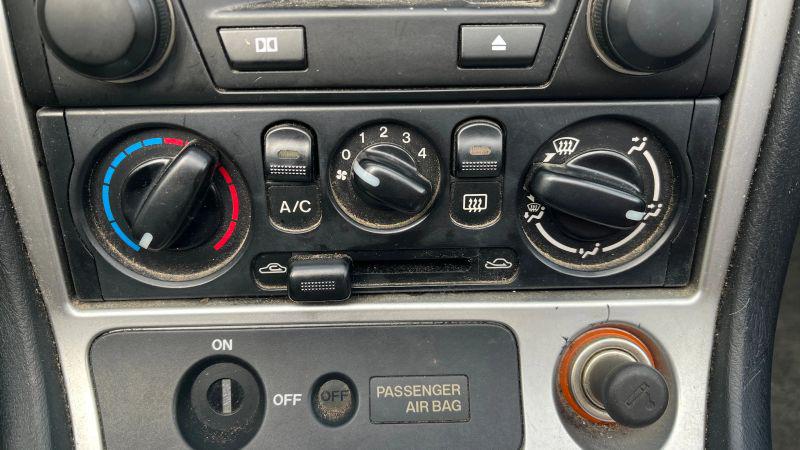 2002 Mazda MX-5 SE
