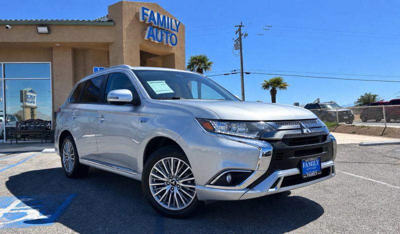 2022 Mitsubishi Outlander PHEV LE S-AWC for sale in Victorville, CA